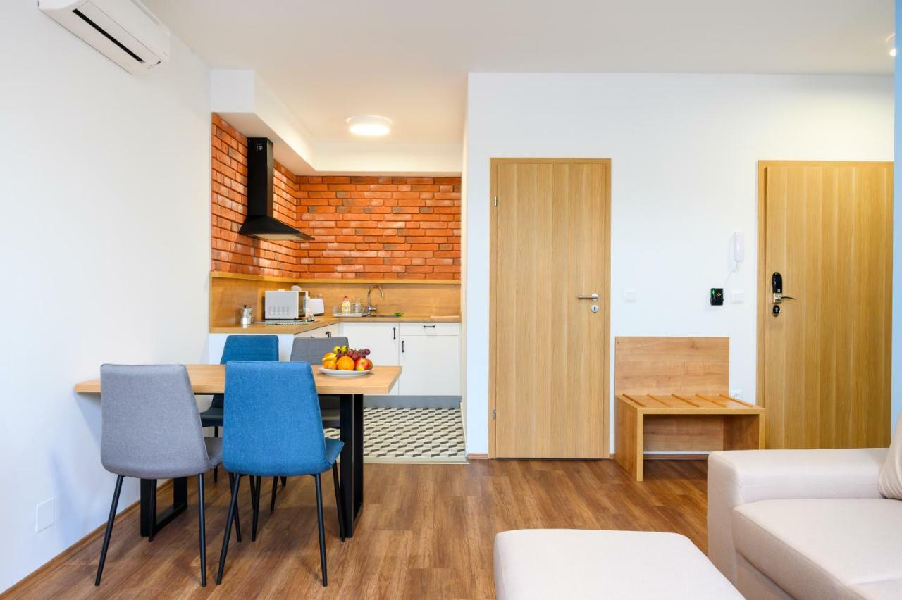 Berill Suites Sarvar Exterior photo
